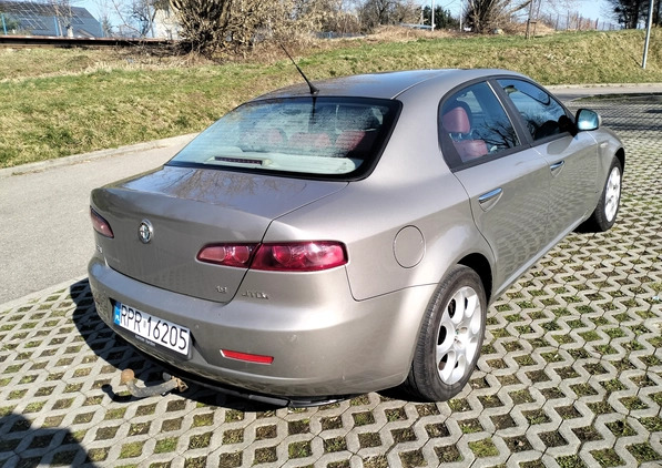 Alfa Romeo 159 cena 10600 przebieg: 271000, rok produkcji 2006 z Rzeszów małe 37
